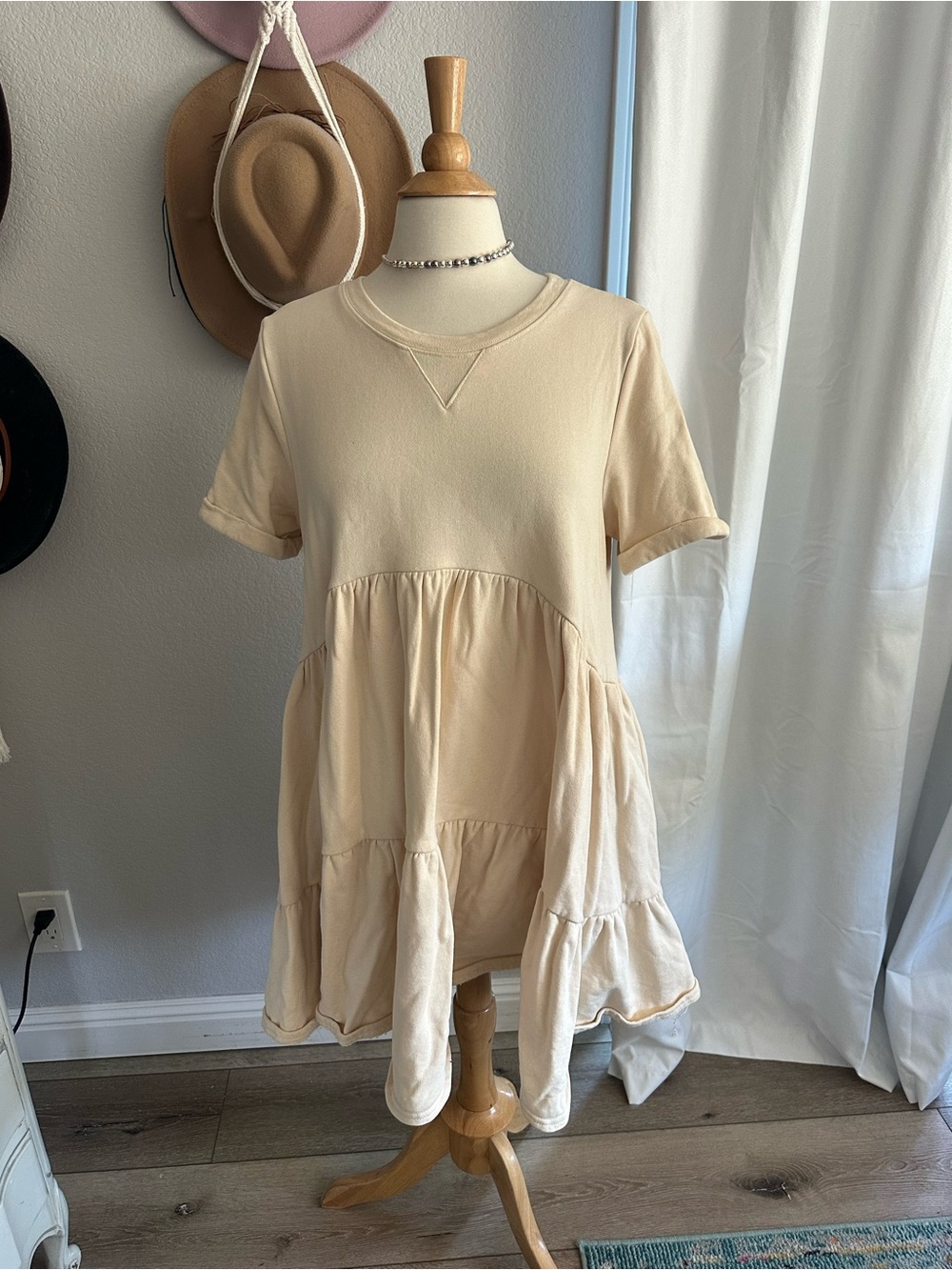 Jacqui E Cream Tiered Swing Midi Dress from Vici